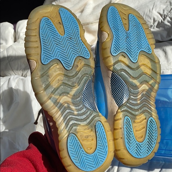 Shoes - Picture 5 of 5